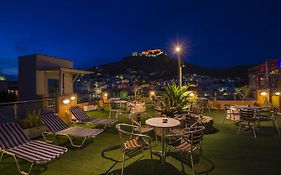 Elefteria Hotel